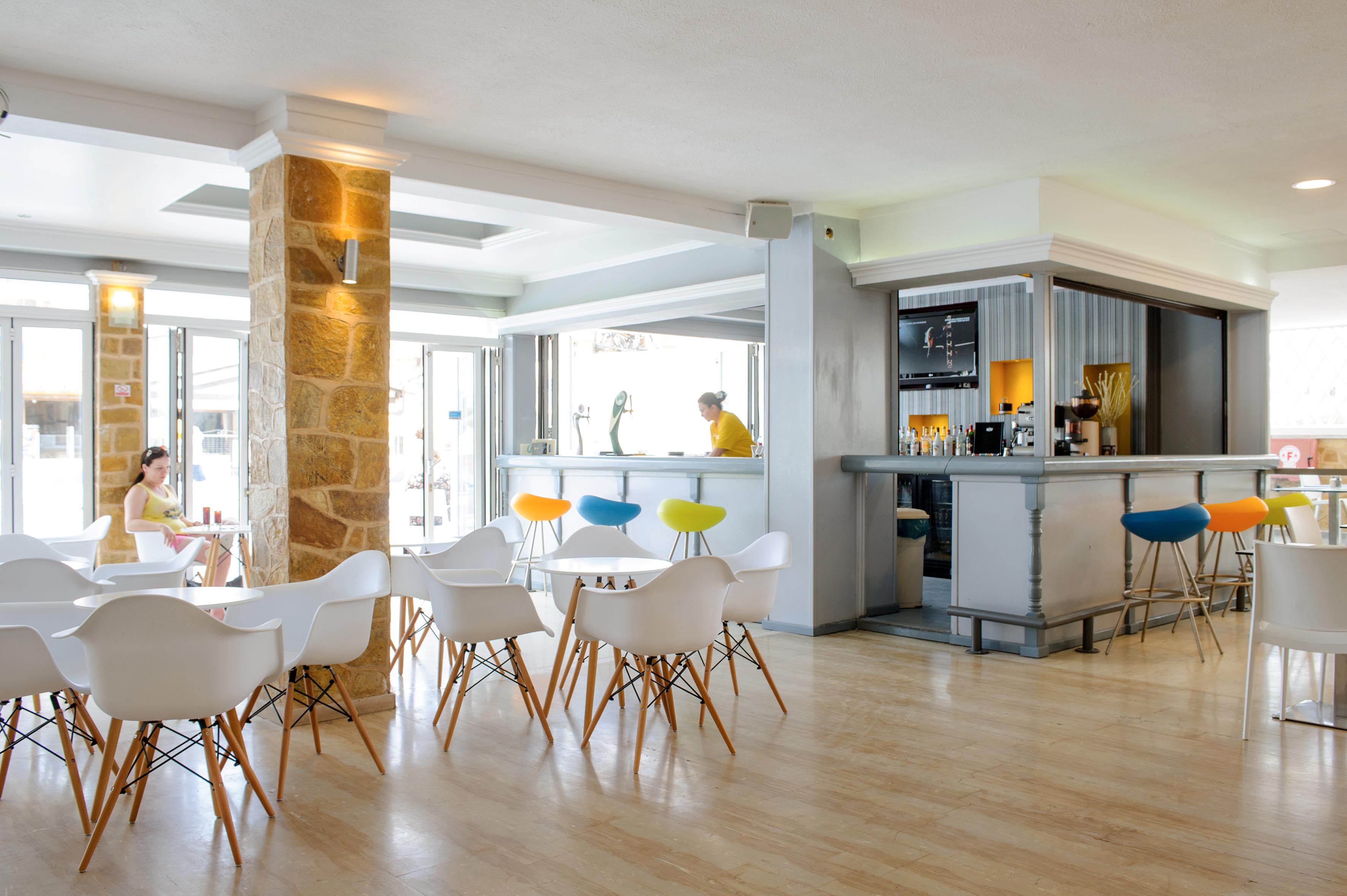 Hotel Mimosa Сидари Екстериор снимка